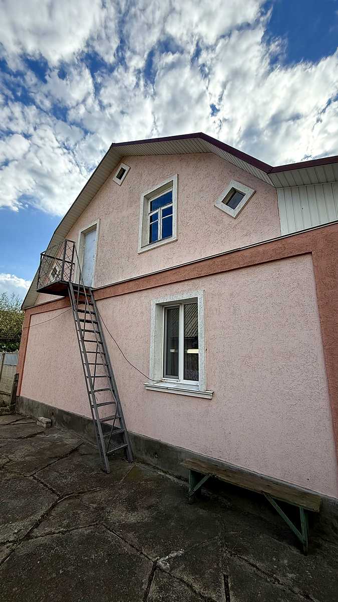 1877662736918536
