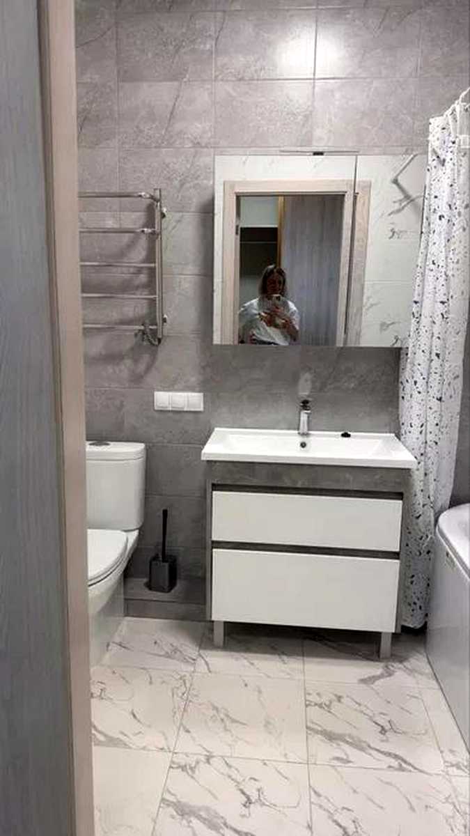 1877663293726106