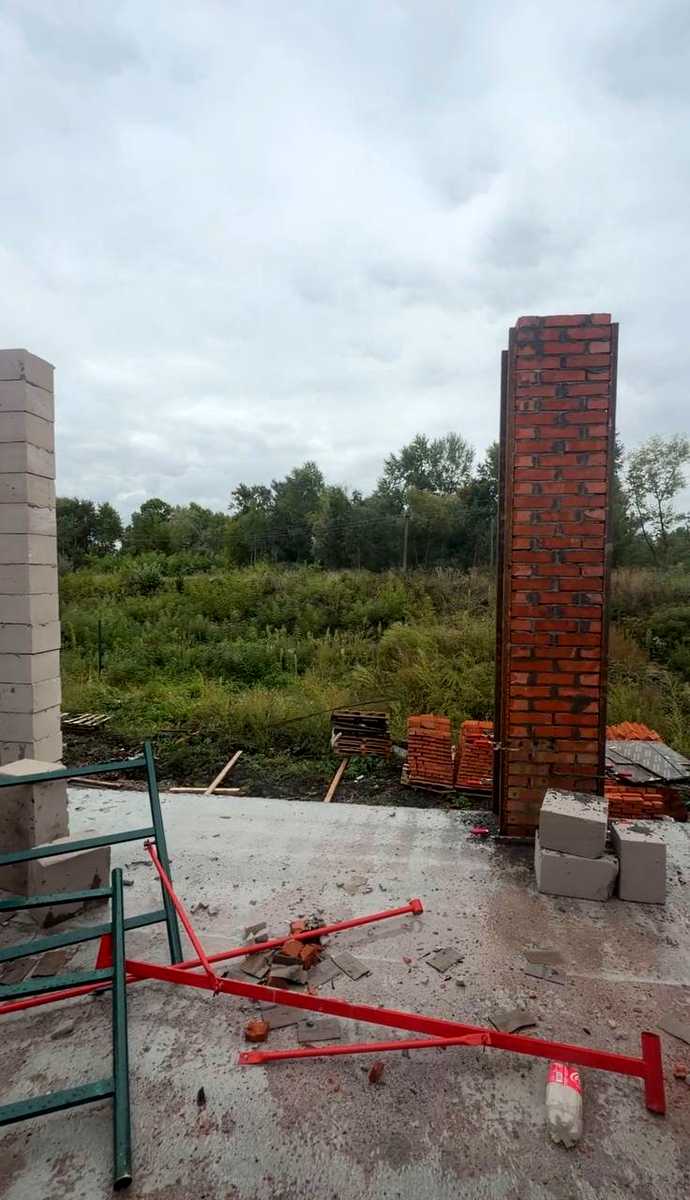 1877663445714830