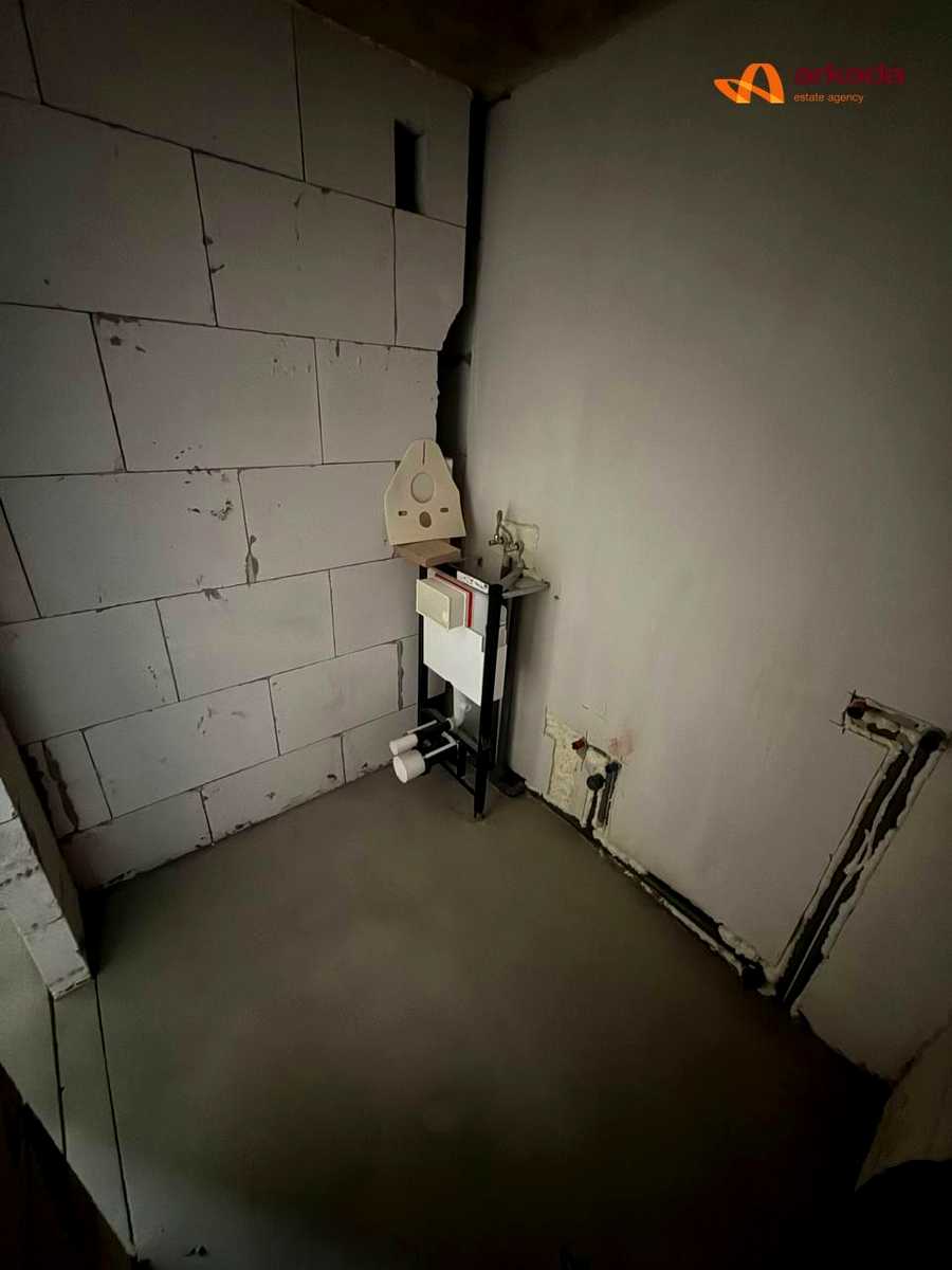 1877663545057408