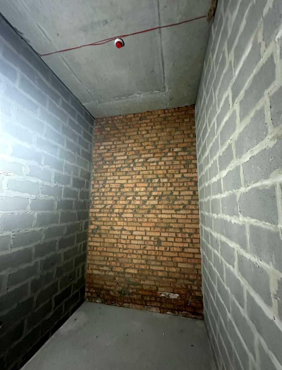 1877663684981967