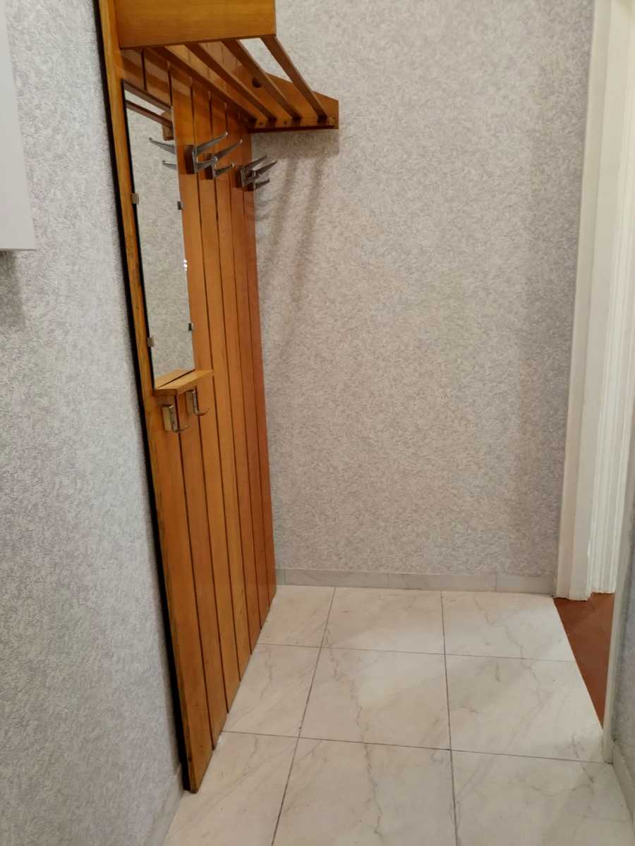 1877664045415632