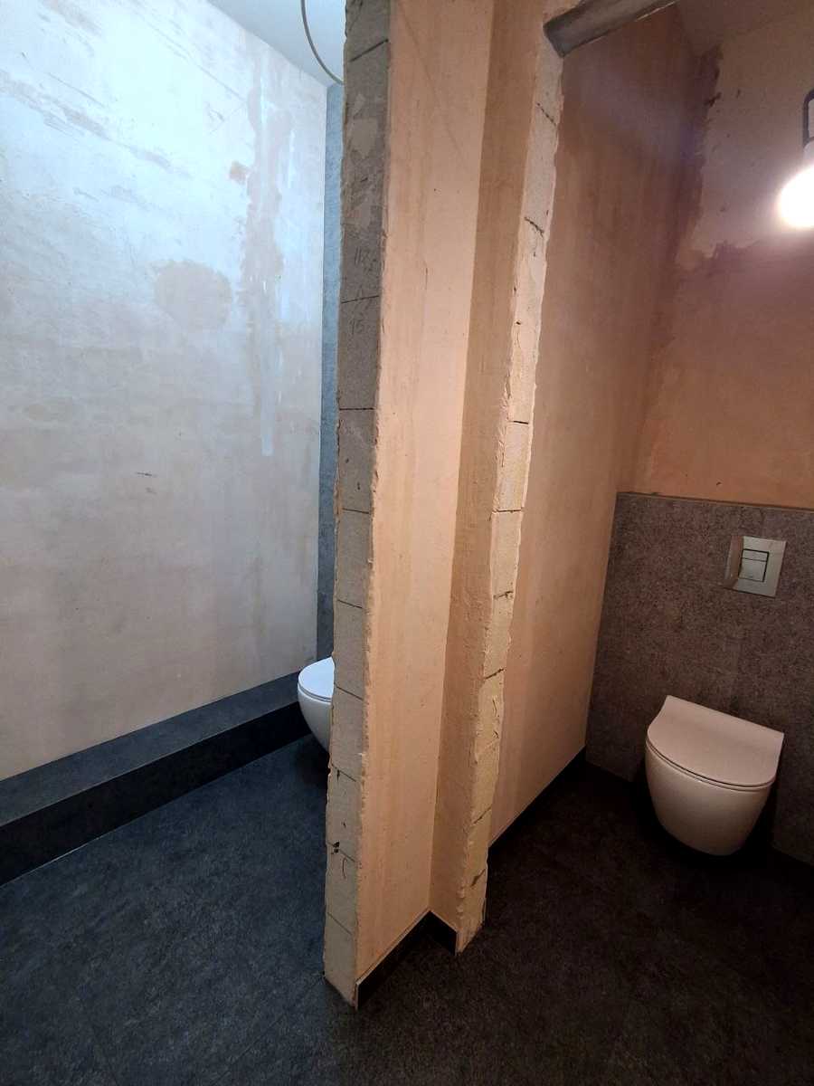 1877664374374807