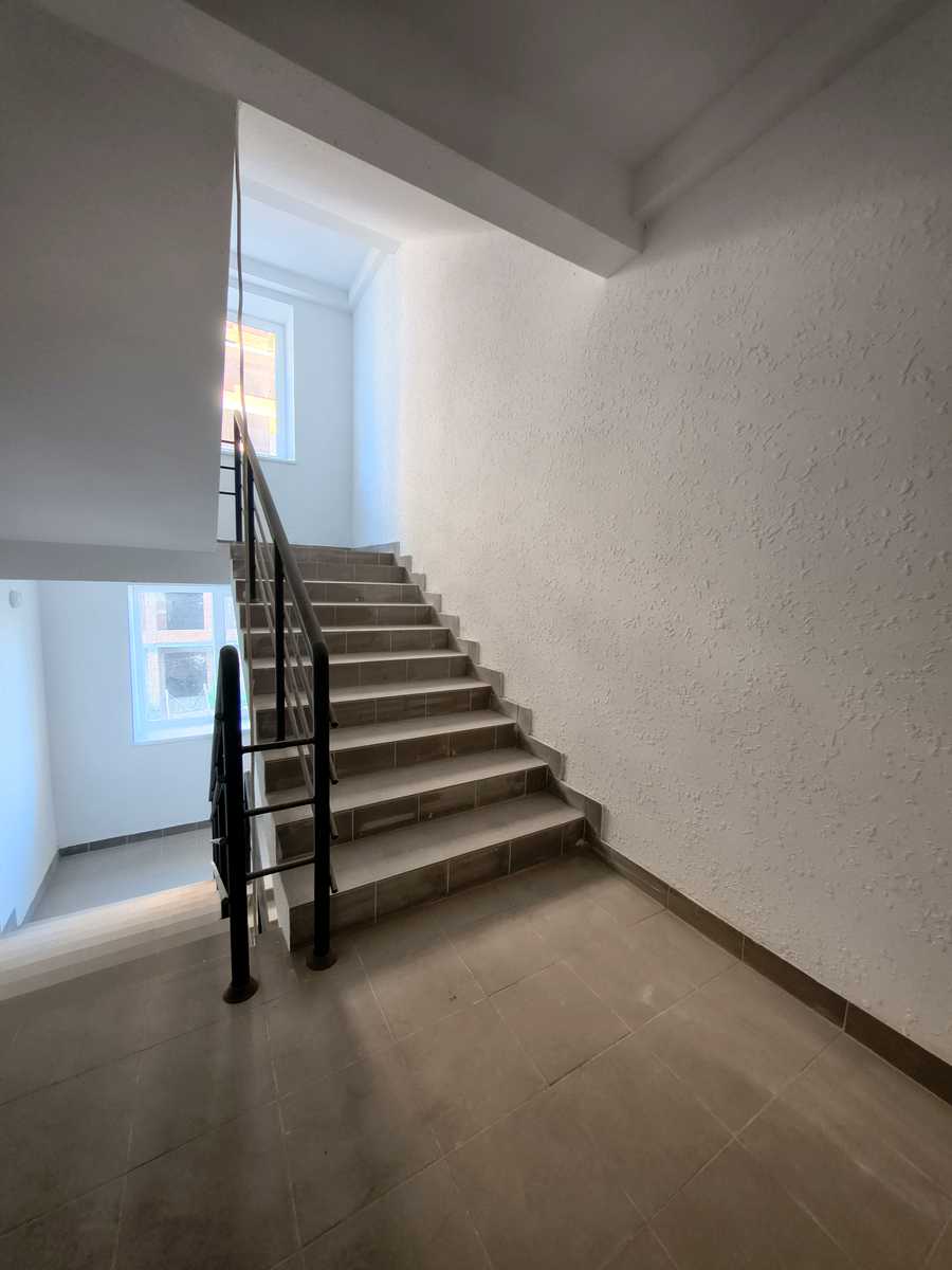 1877665658348214