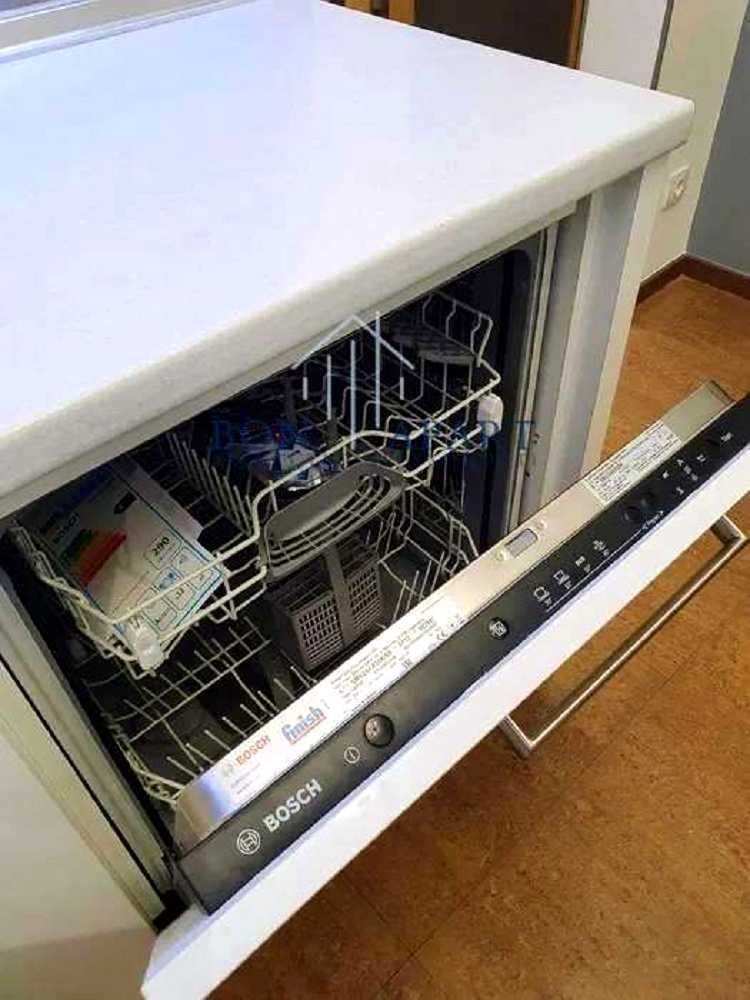 1877666354620433