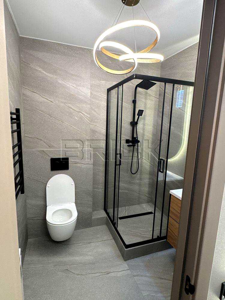 1877666751002996