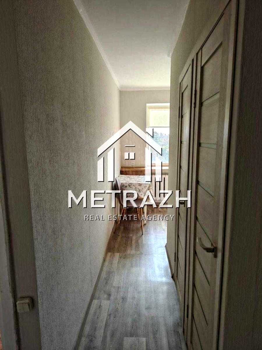 1877667841246664
