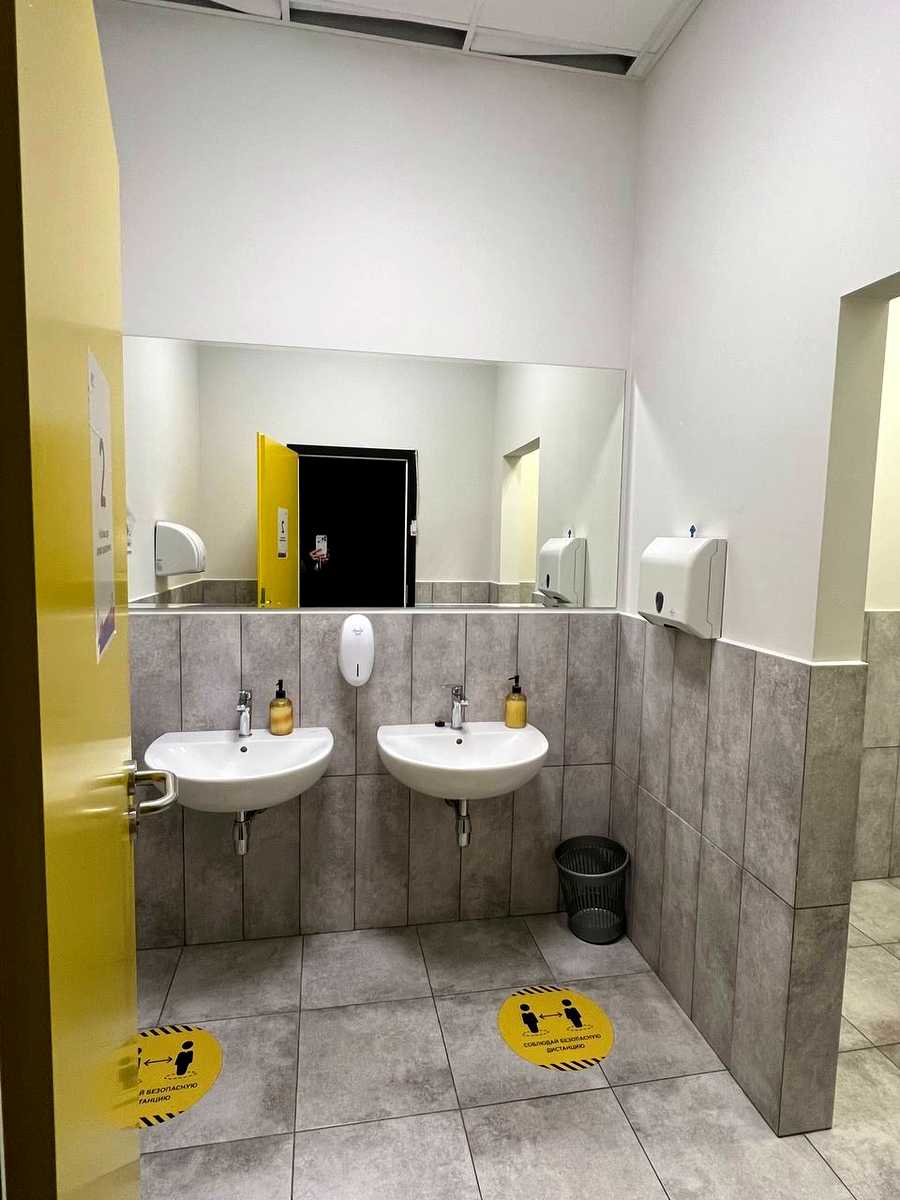 1877668281900865