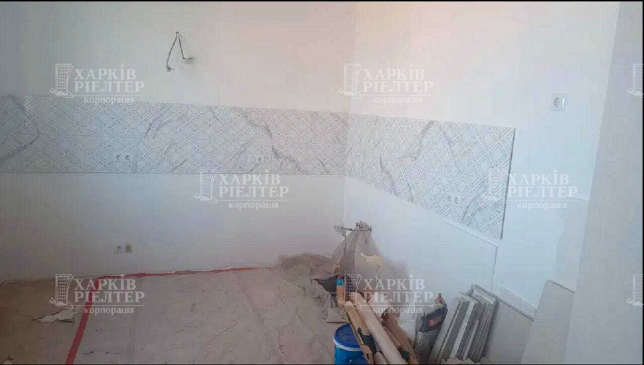 1877668408678565