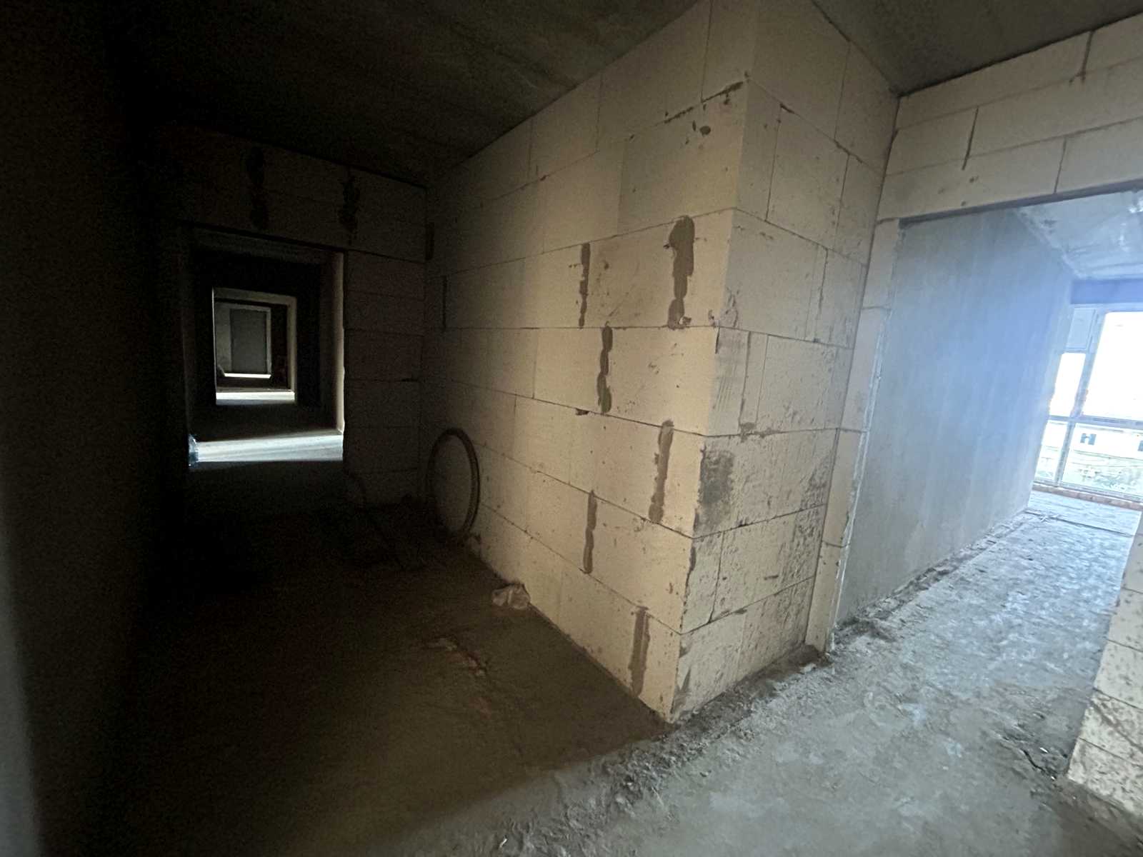 1877668436633470