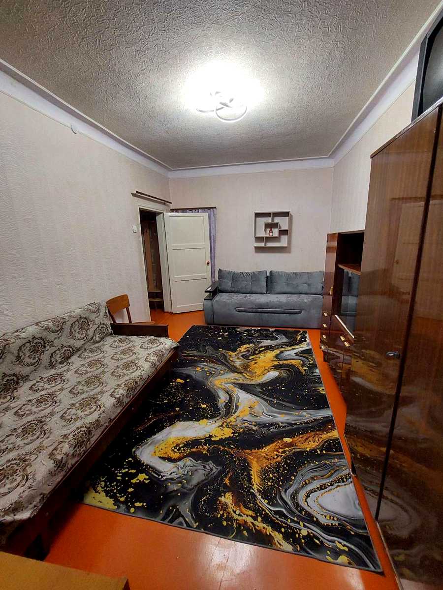 1877668480604578