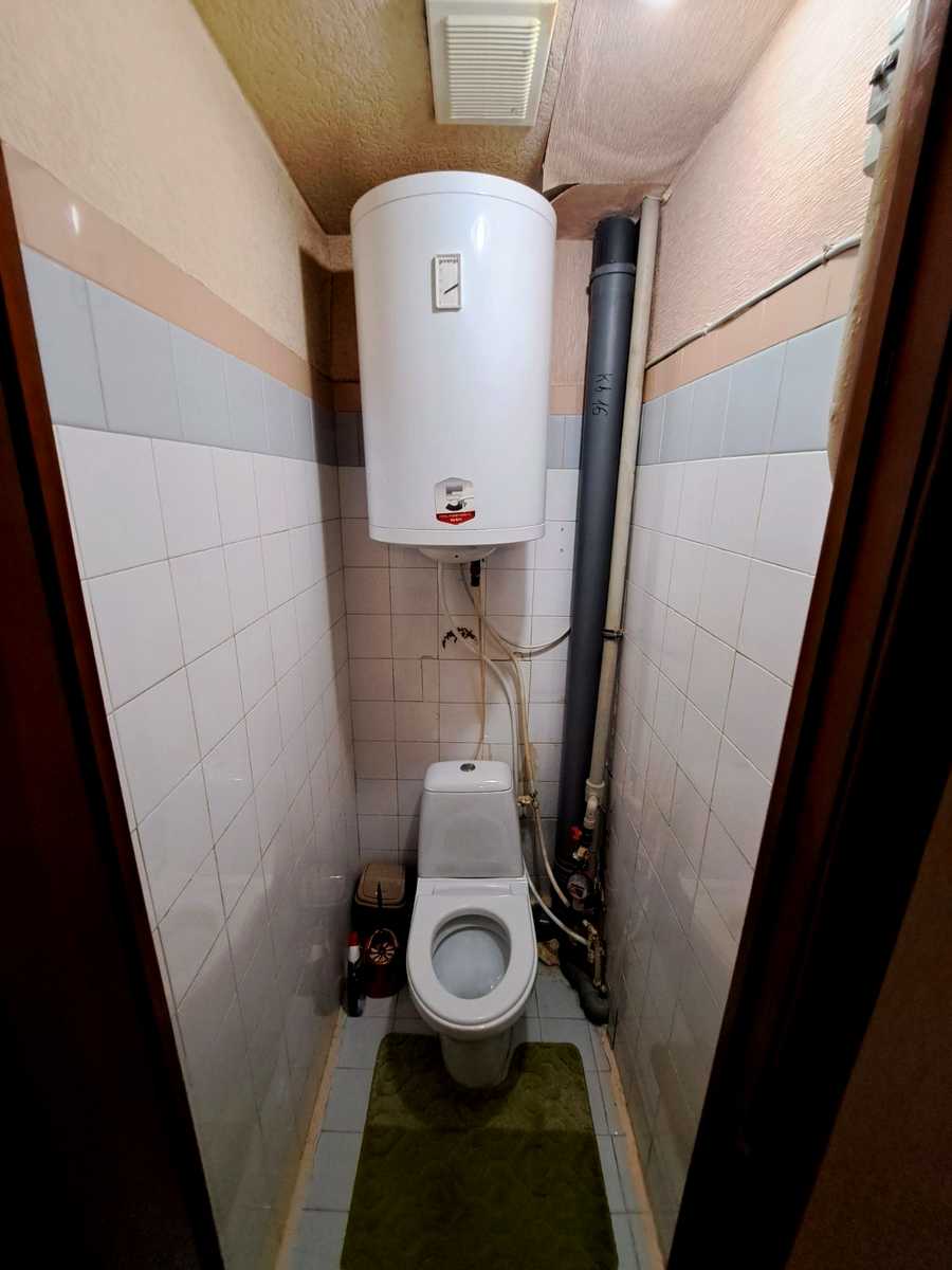 1877668745791915