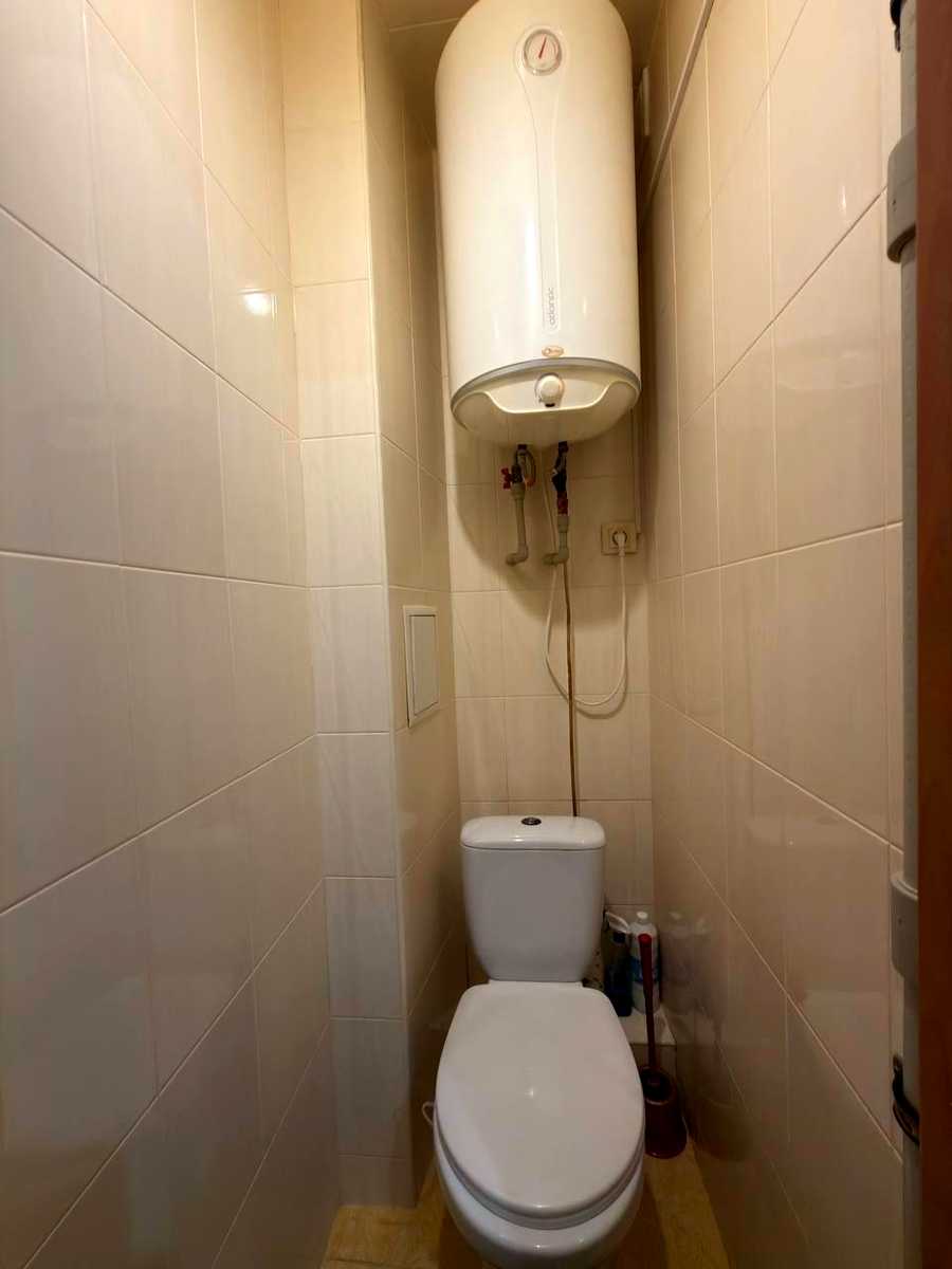 1877669894030443