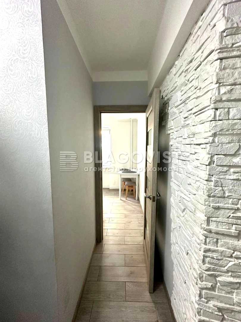 1877670067909870