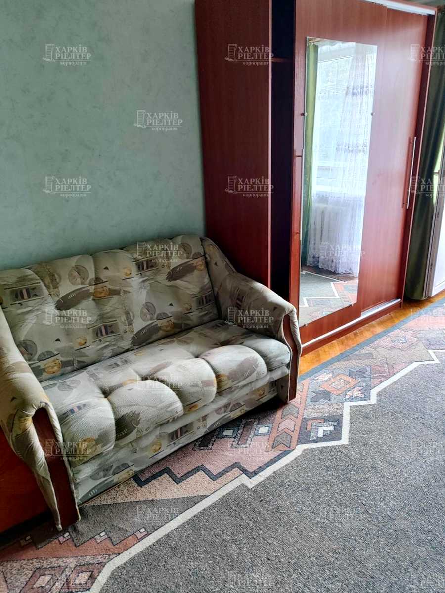 1877670171840160