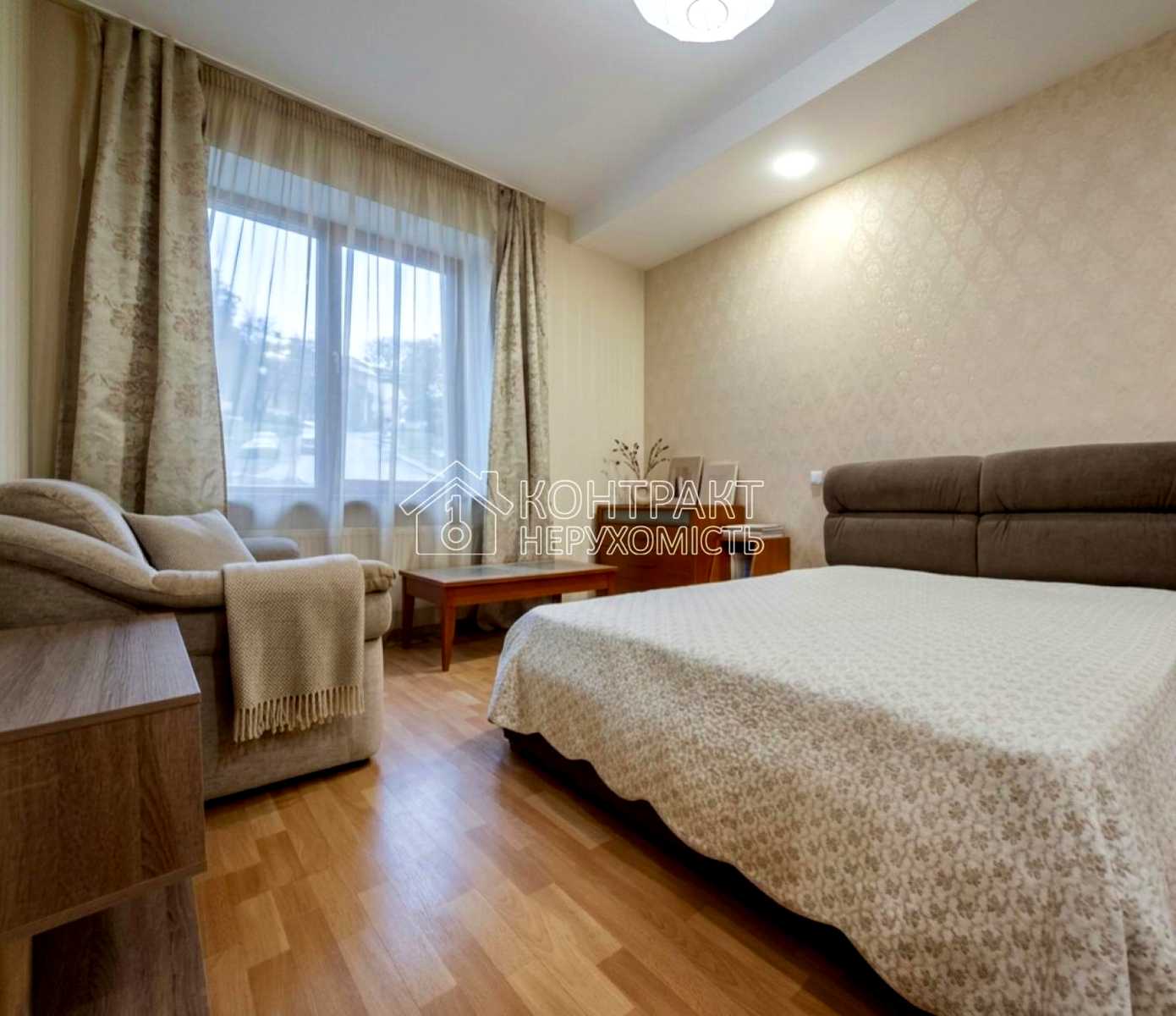 1877670400070711.jpg