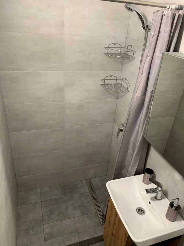 1877671194447539