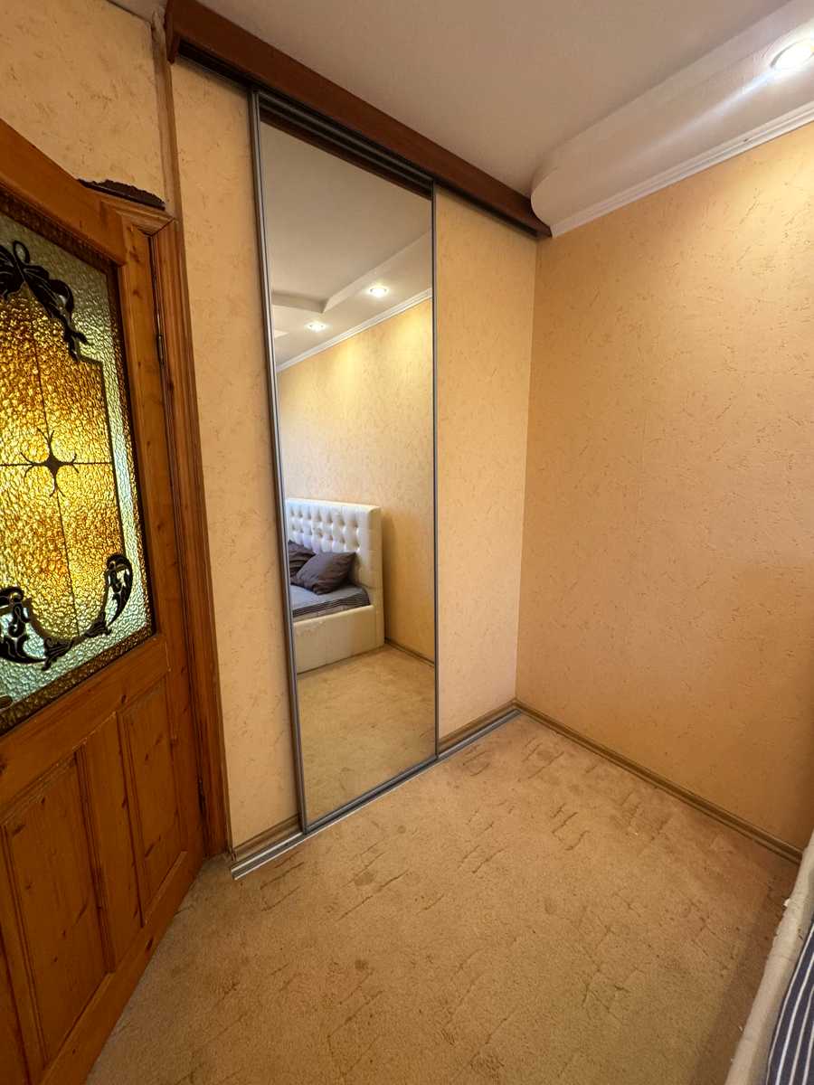 1877673350042434