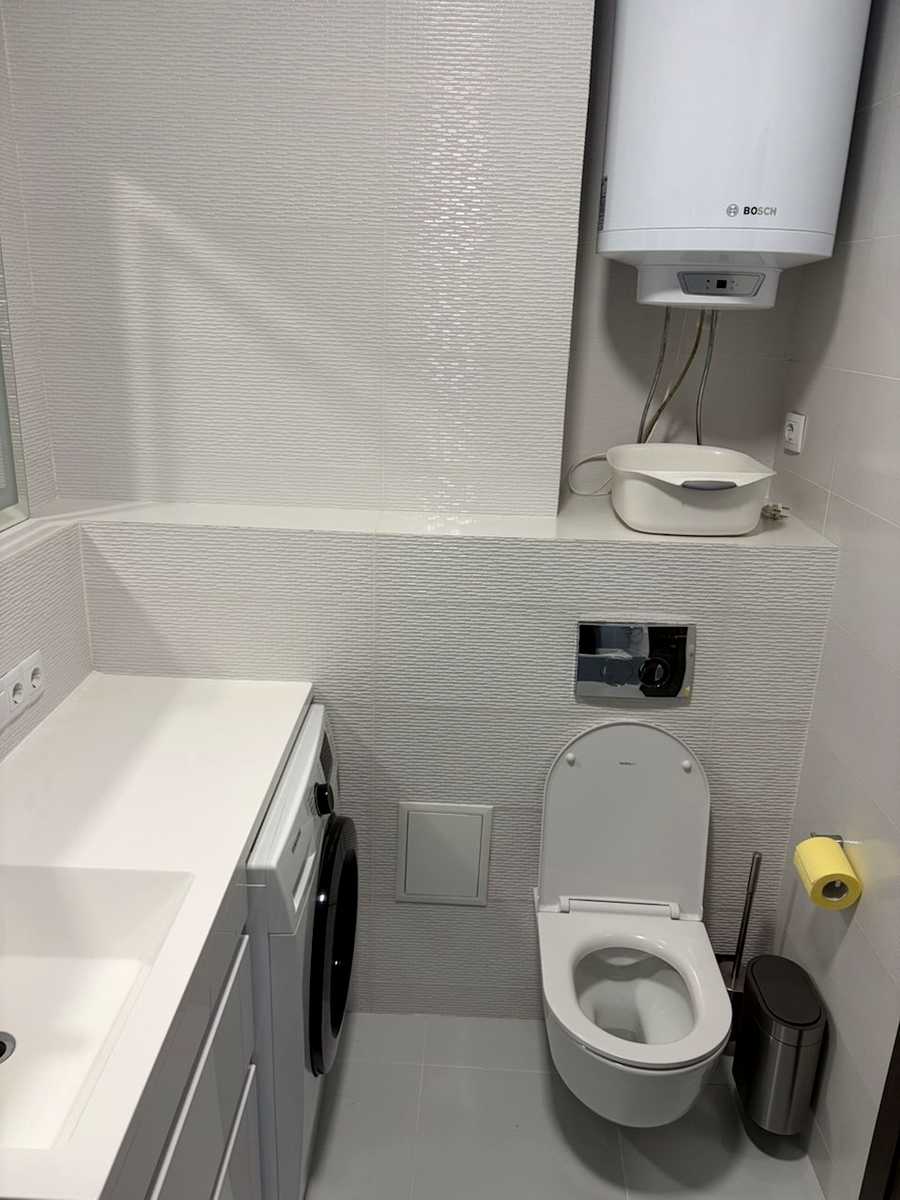 1877673964706192