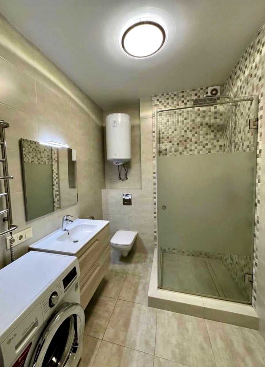 1877674214113413