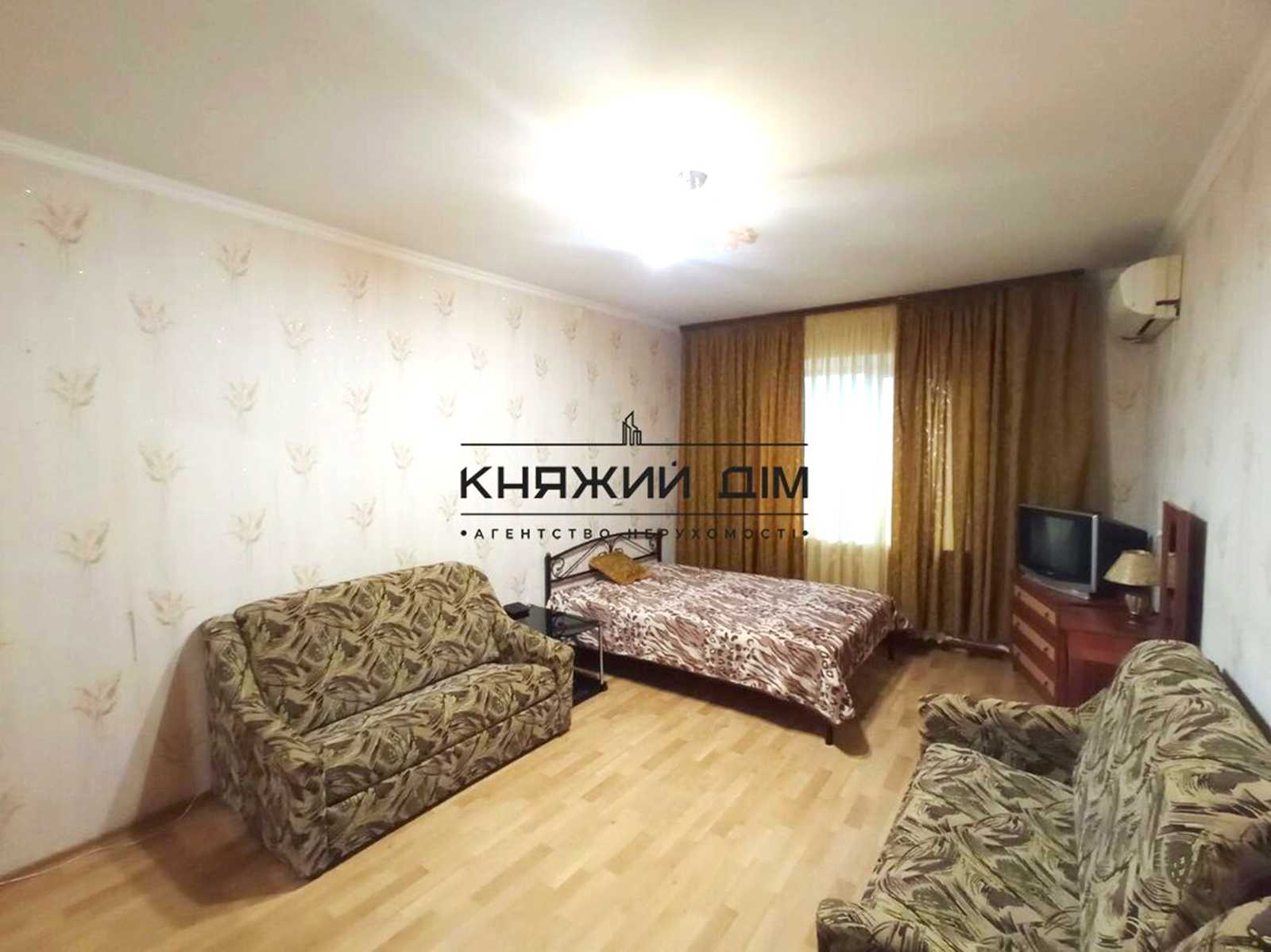 1877674467659522