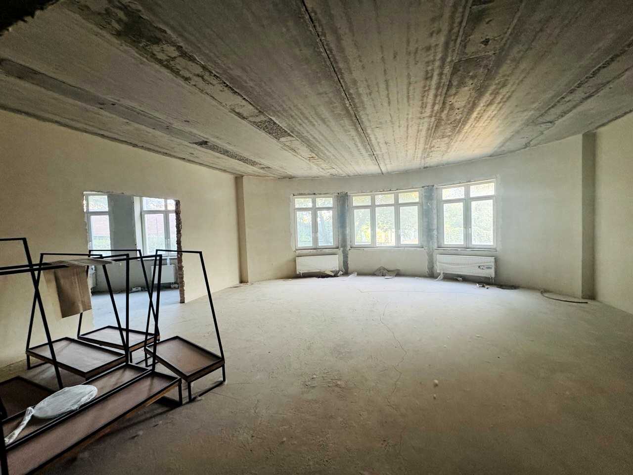 1877675849927051