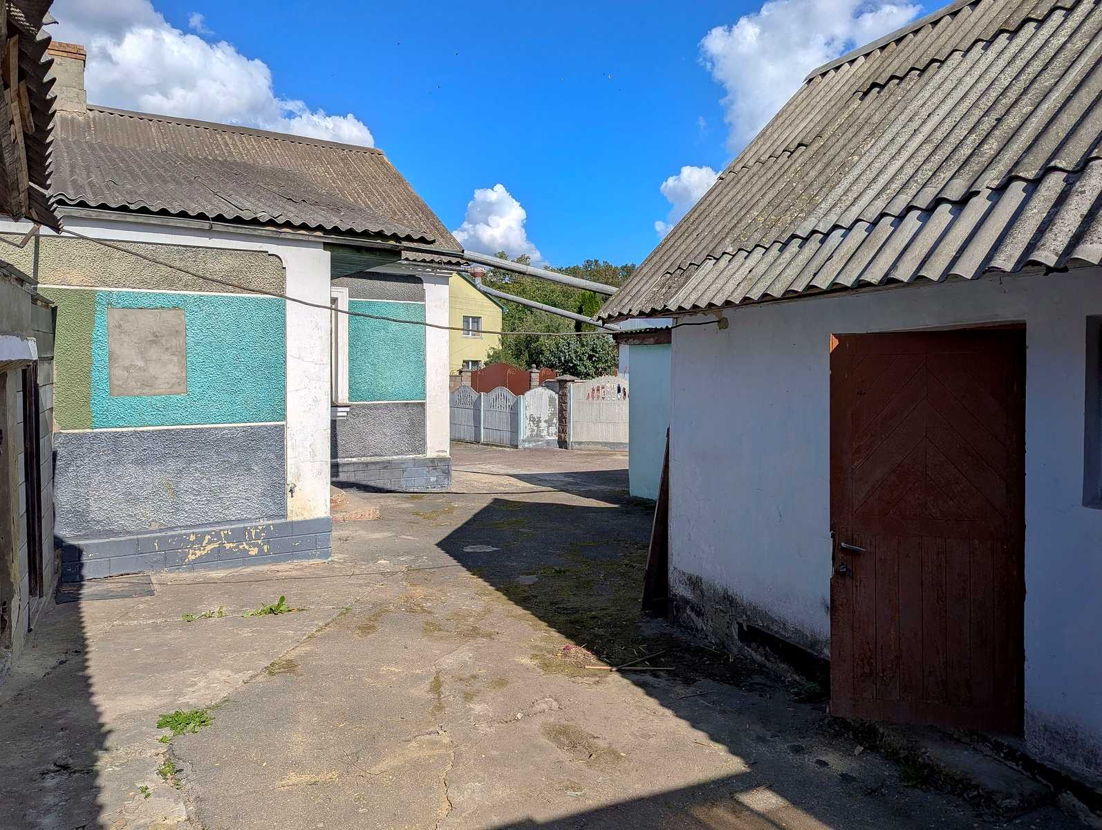 1877676980275971