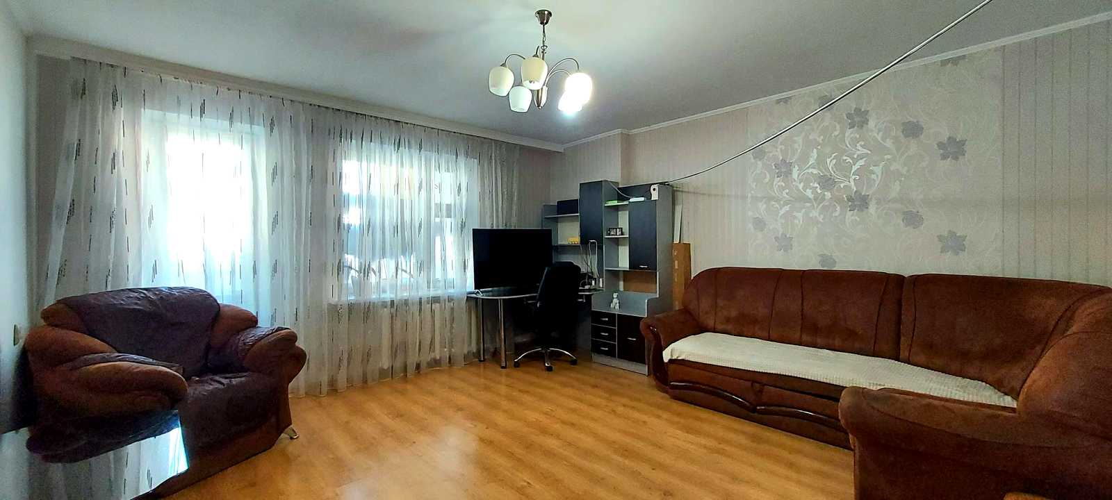 1877678406458643