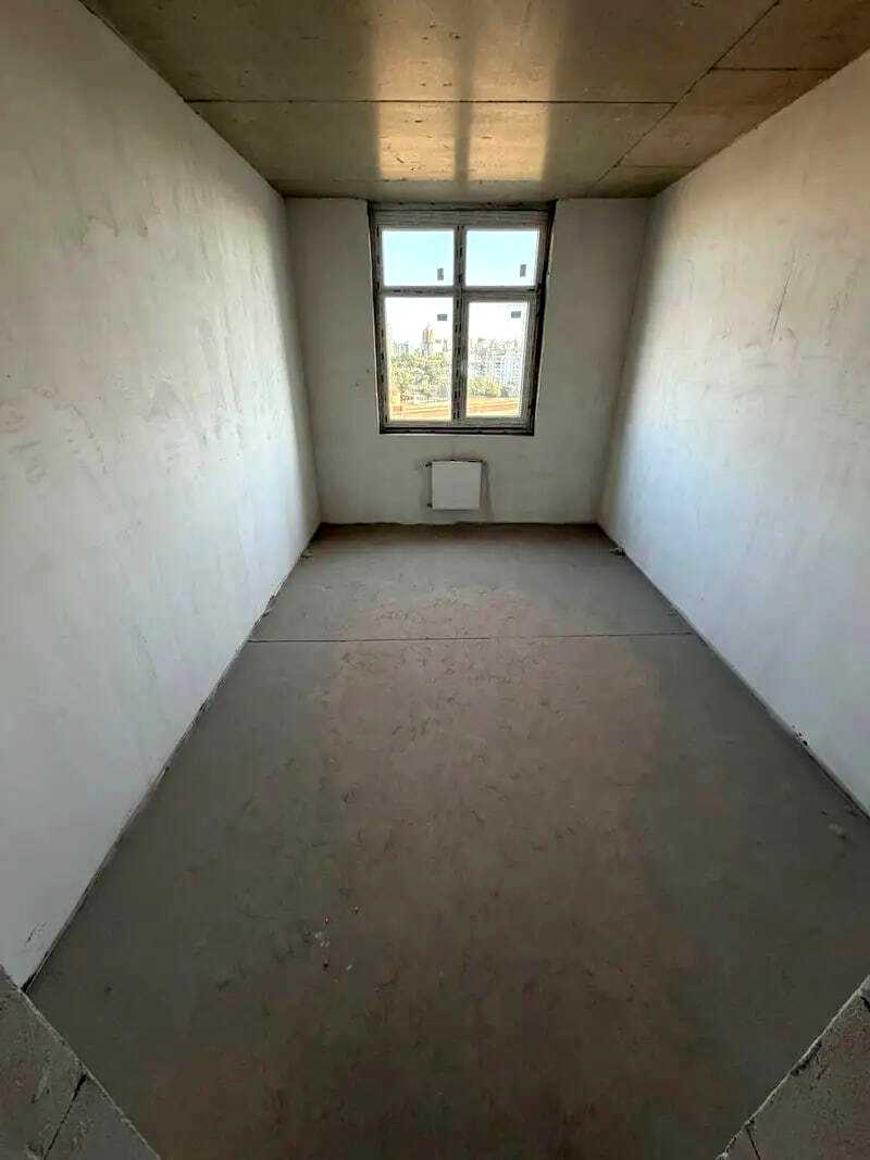 1877679842611960