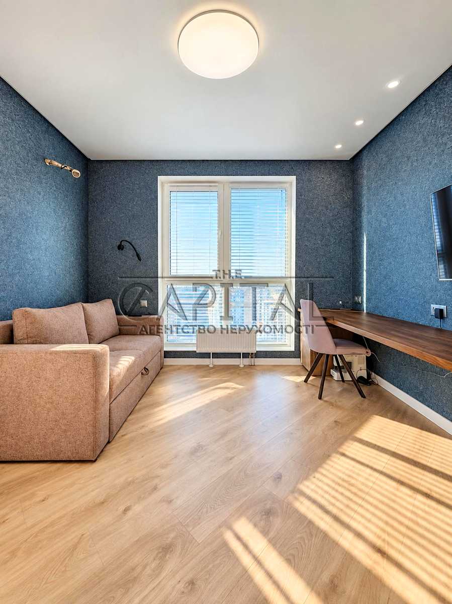1877680467515453