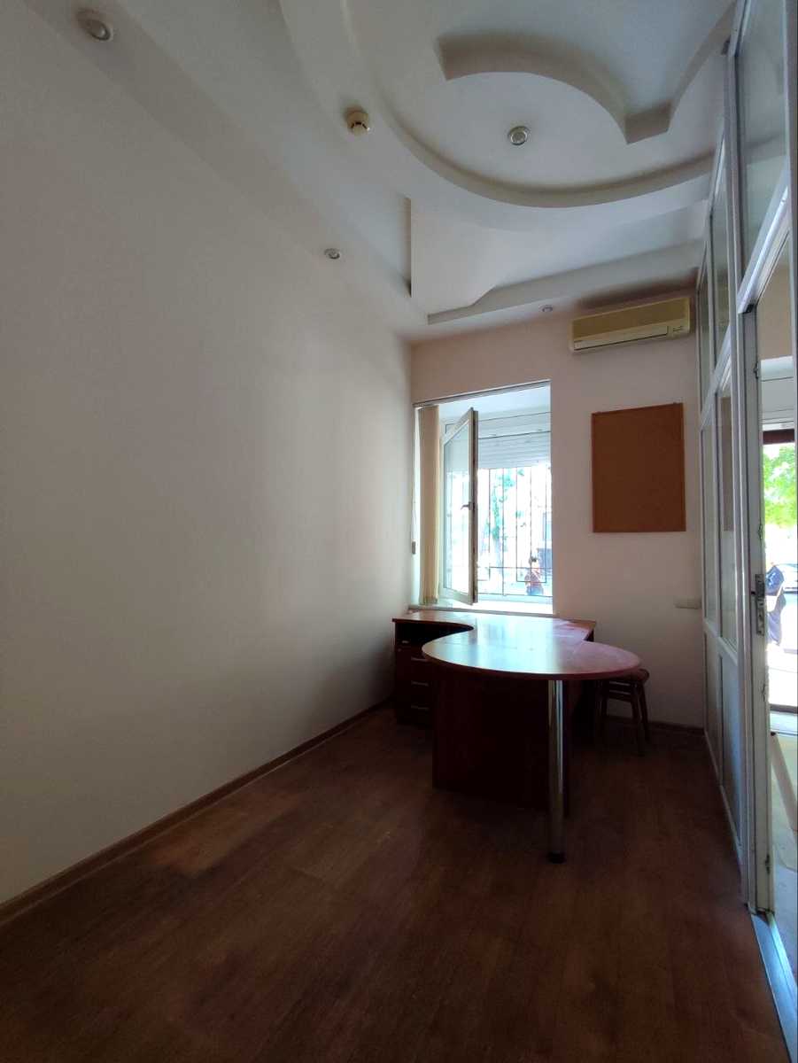 Комерційна нерухомість за адресою вул. Базарна (площа 51,6 м²) - фото 4 Комерційна нерухомість за адресою вул. Базарна (площа 51,6 м²) - Atlanta.ua - фото 4