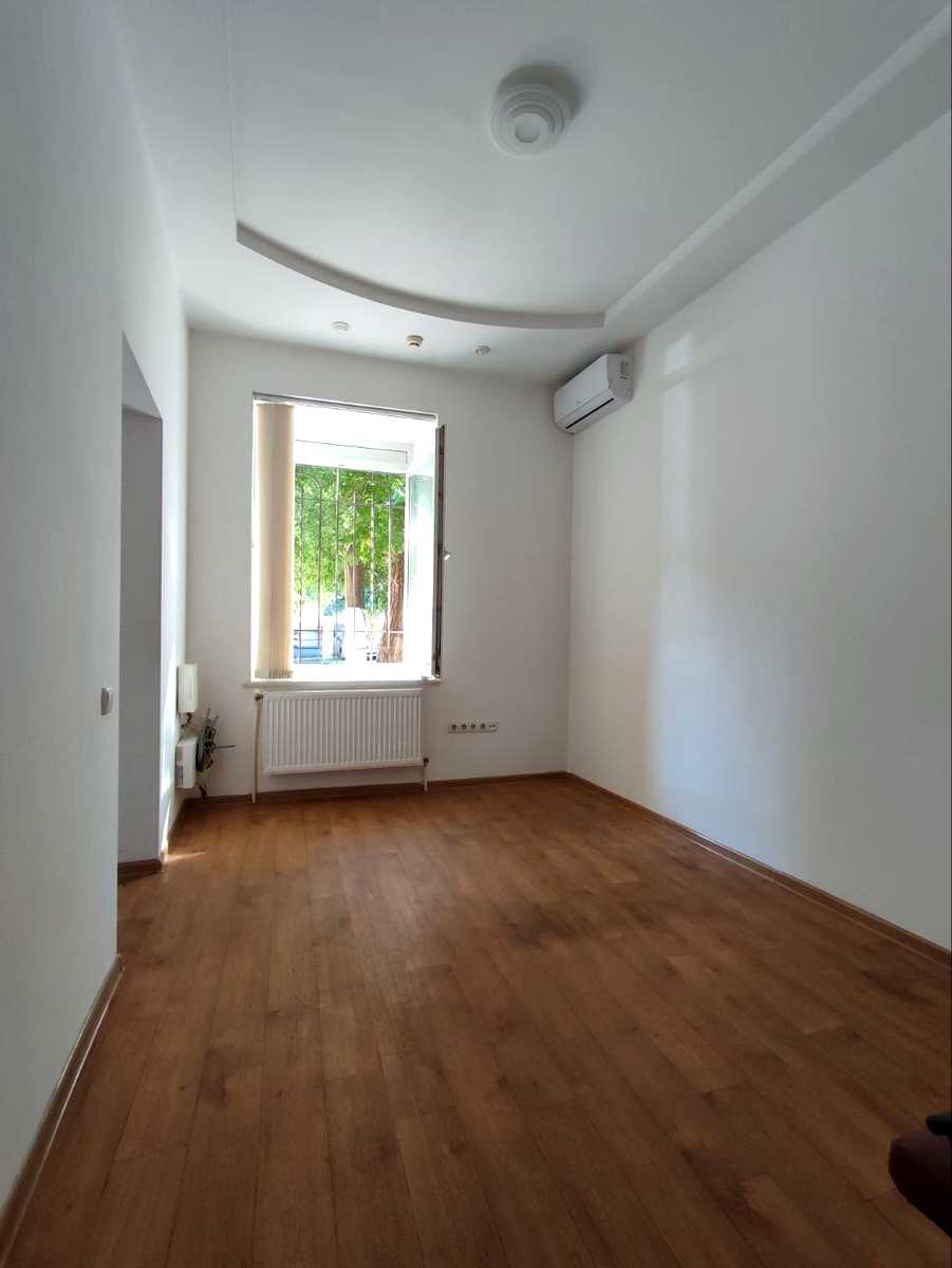 Комерційна нерухомість за адресою вул. Базарна (площа 51,6 м²) Комерційна нерухомість за адресою вул. Базарна (площа 51,6 м²) - Atlanta.ua