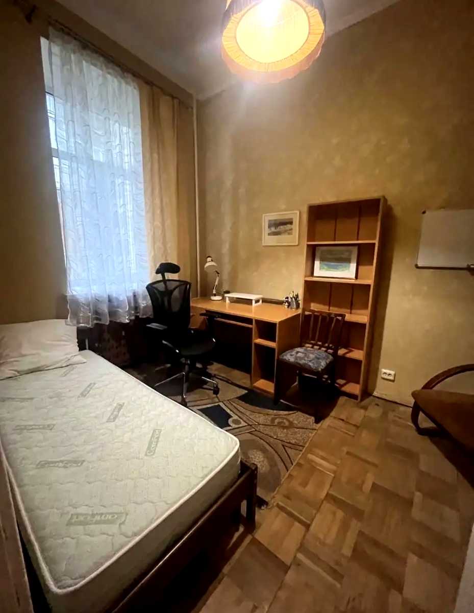 1877681734165614