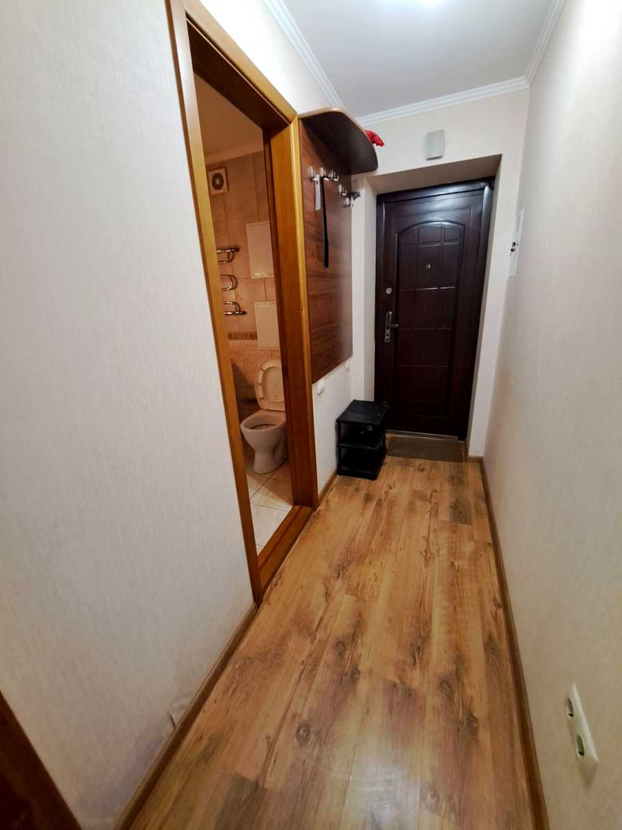 1877683631768123
