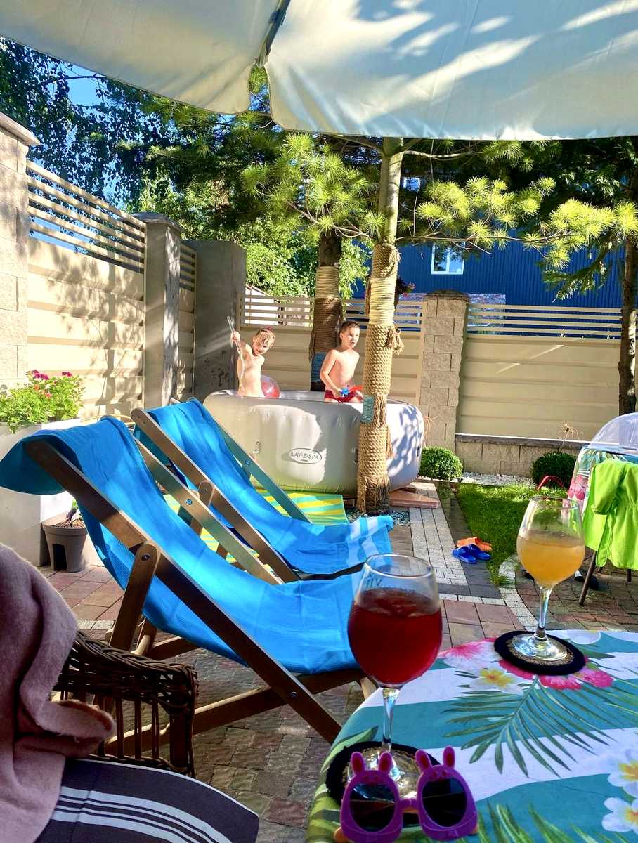 1877689189125400