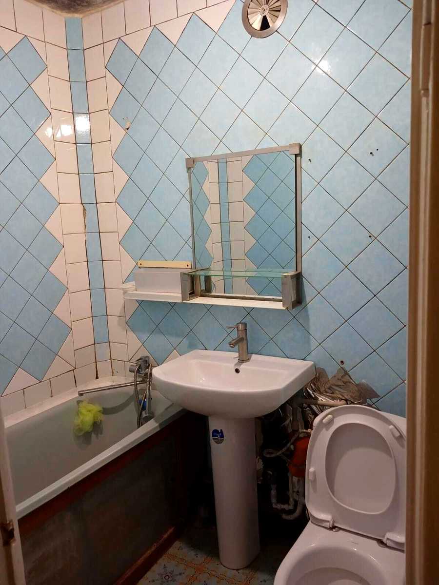 1877689476822852