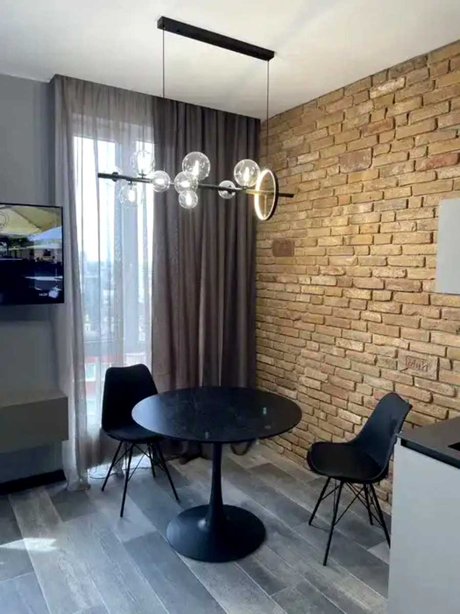 1877690364394103