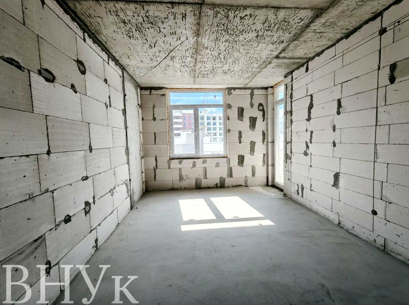 1877690755943213
