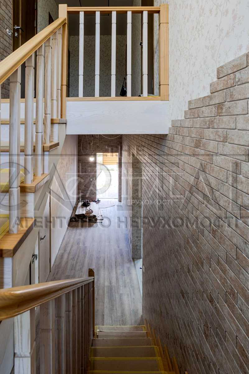 1877699537469895
