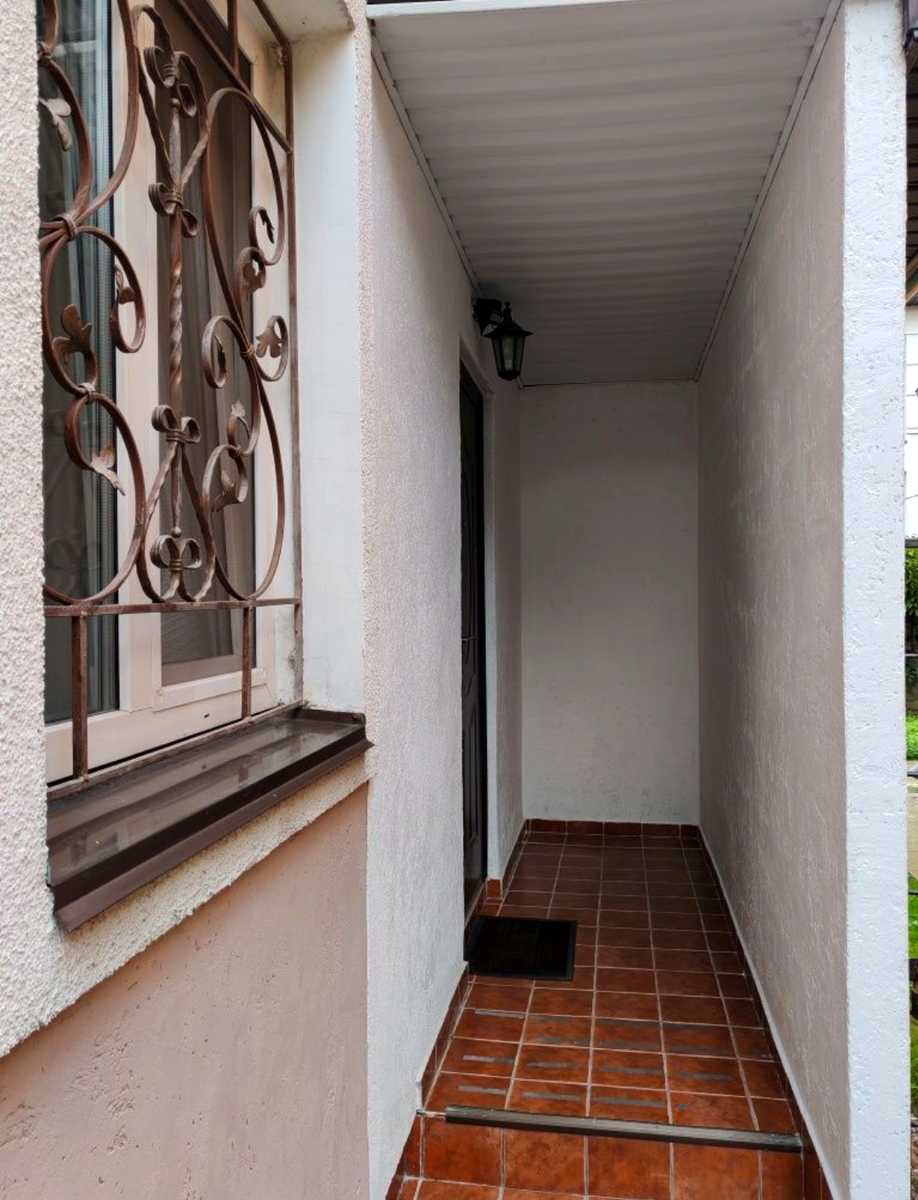 1877701092834627