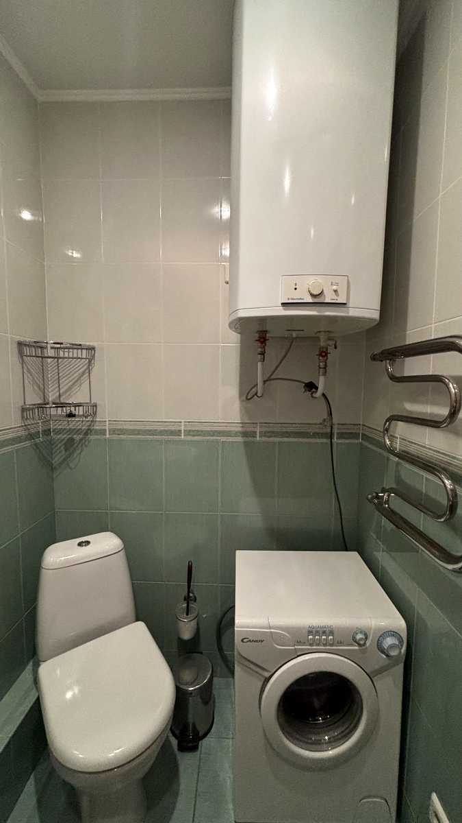 1877708560536343