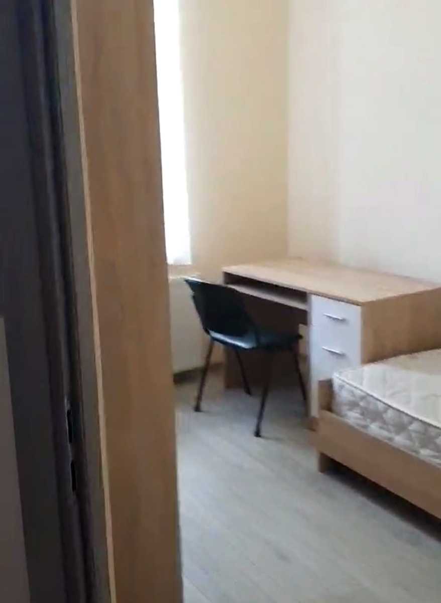 1877728176856040
