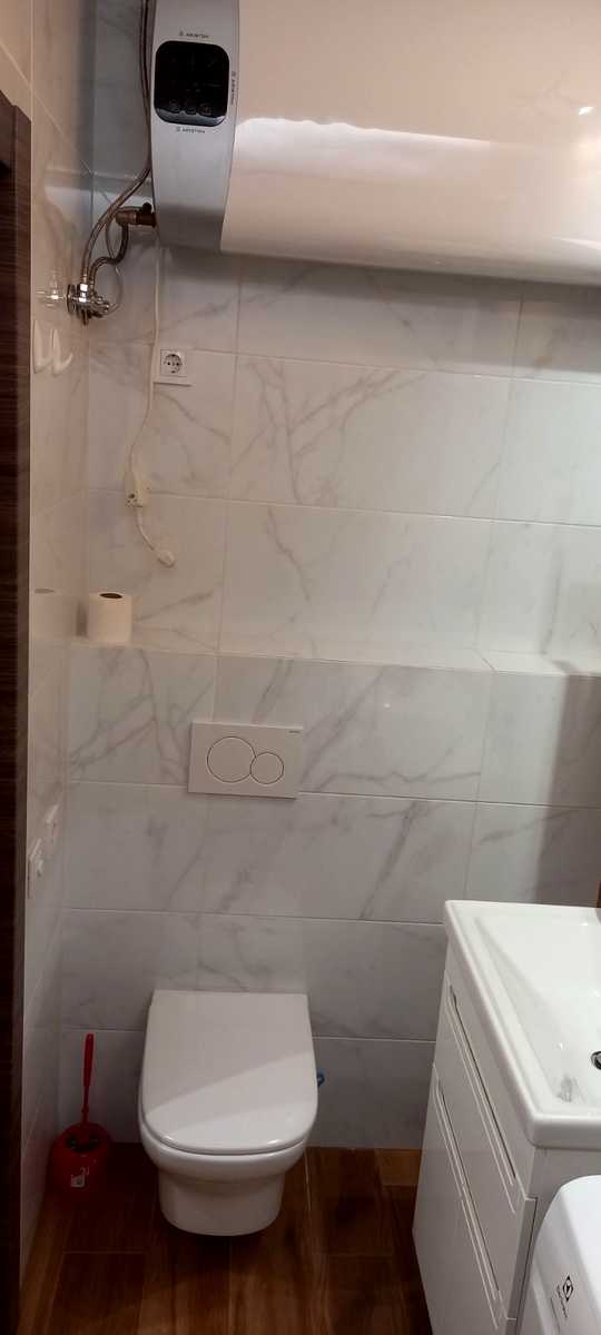1877729540695343