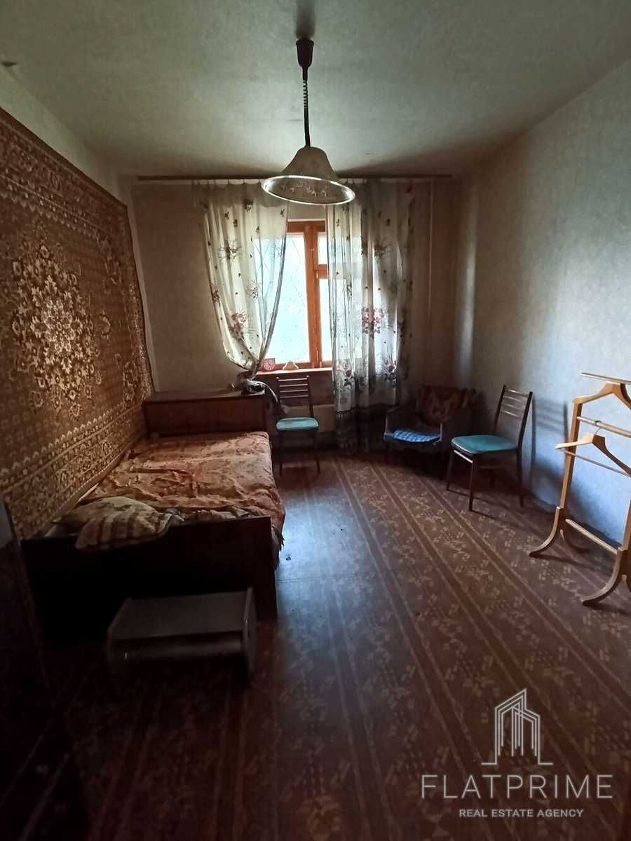 1877739646505537