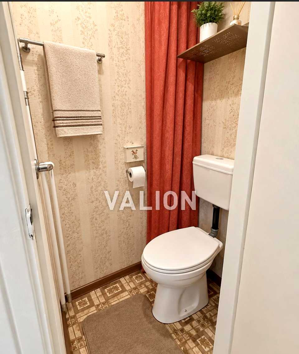 1877741032573010
