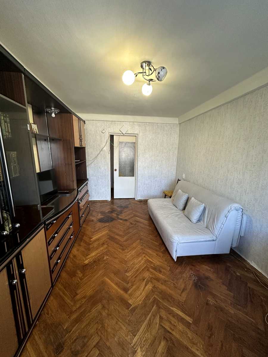 1877741220506592