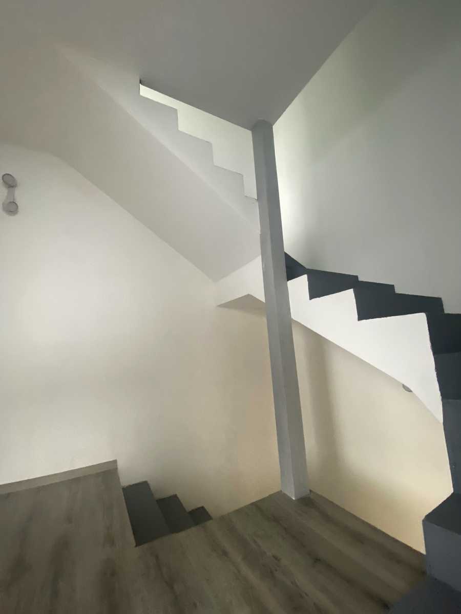 1877741380674578