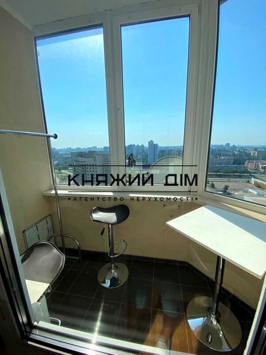 1877742204375390