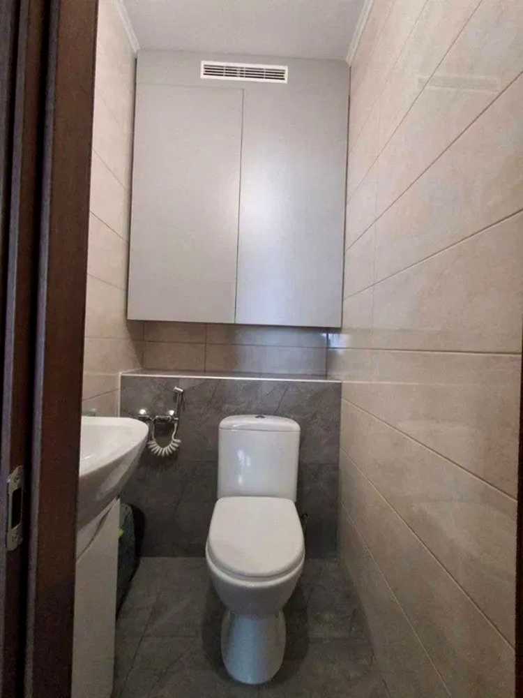1877742973890137