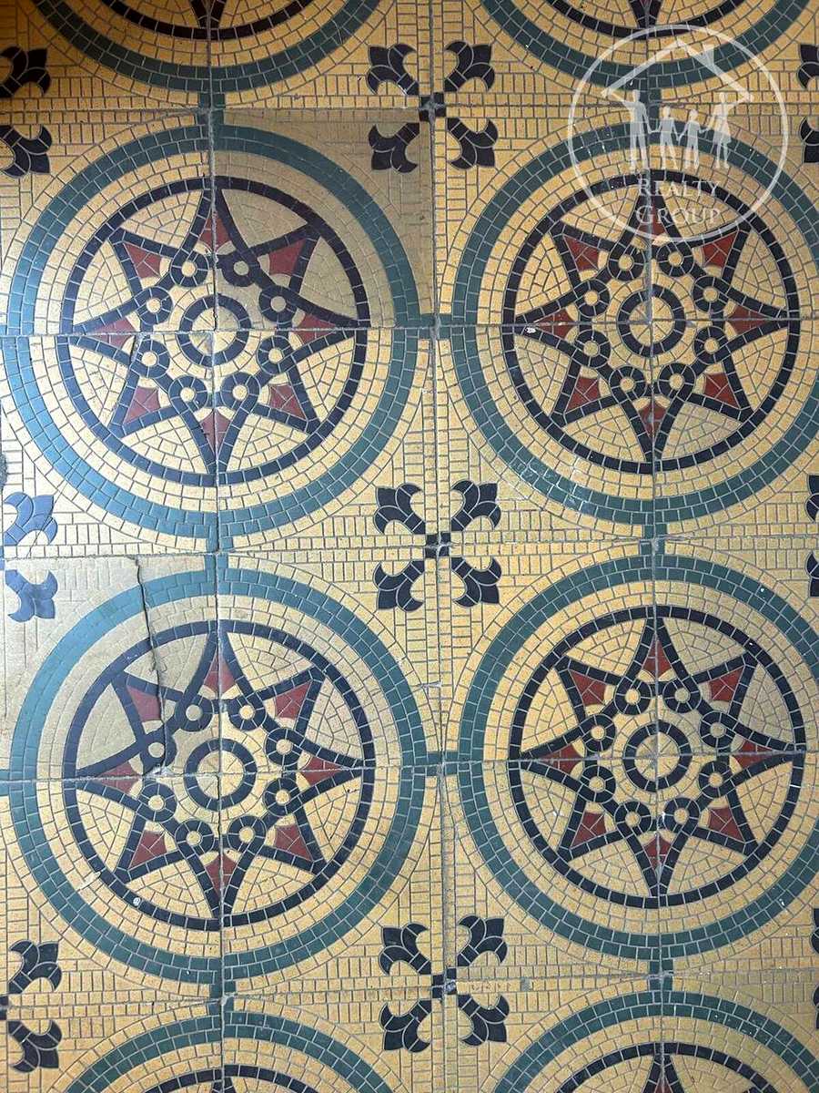 1877745204588880